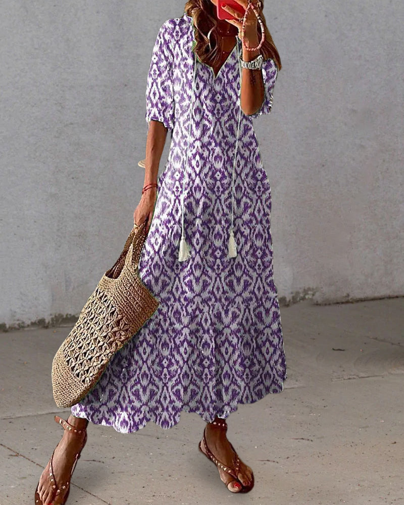 Andrea - Vintage V-Neck Dress