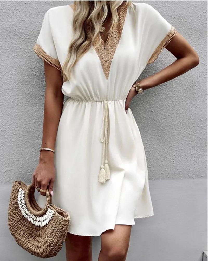 Josephine - Chic V-Neck Dress