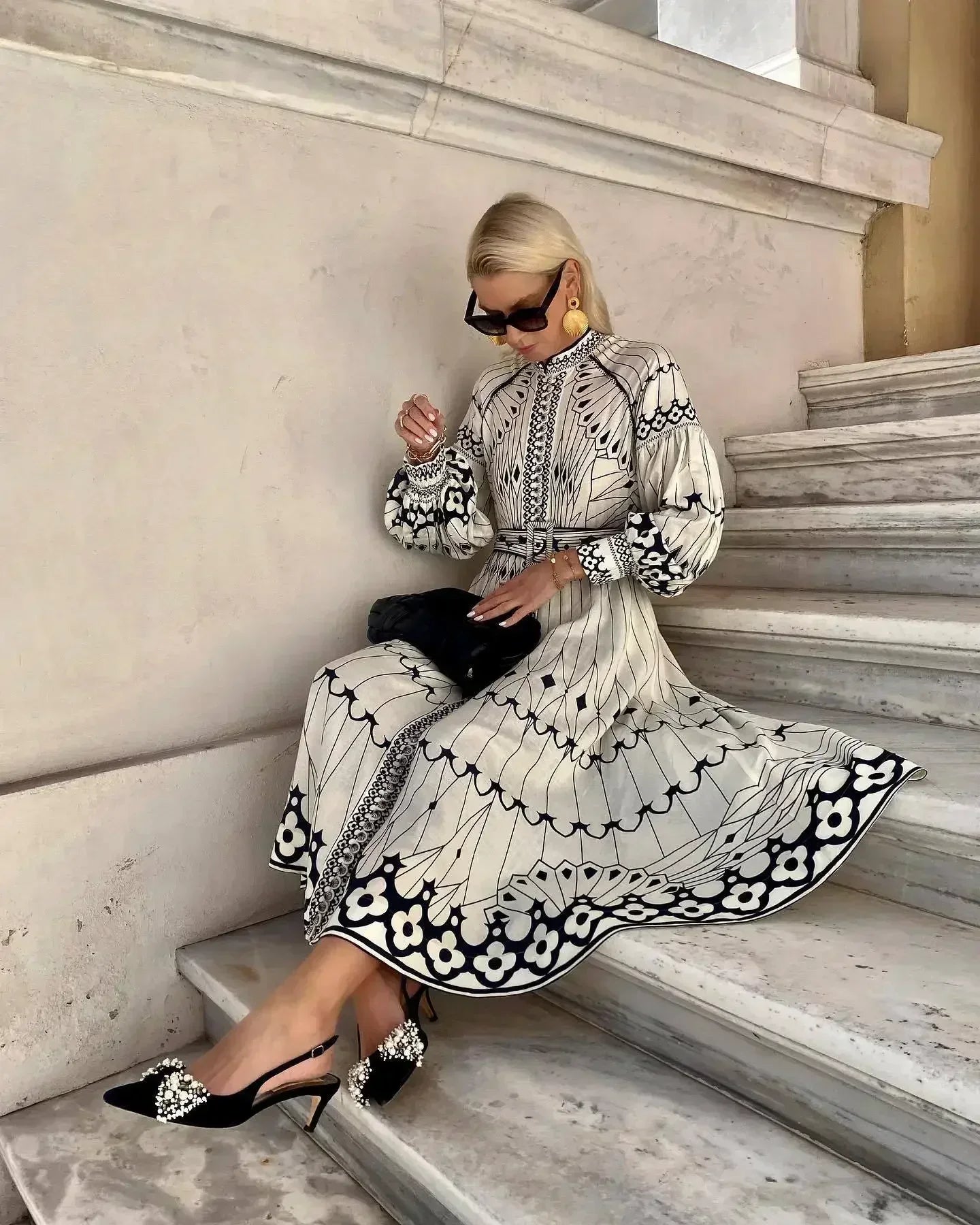 Mirabel - Elegant Retro Dress