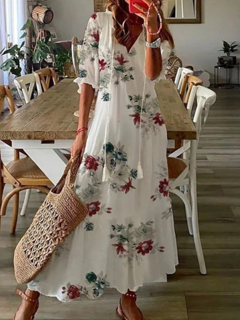 Andrea - Vintage V-Neck Dress